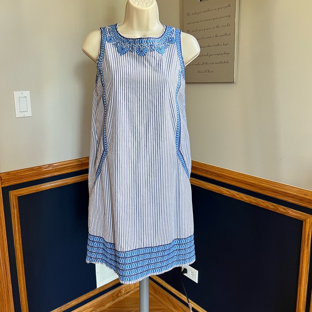 Vineyard Vines Blue Striped Embroidered Shift Dress 00
